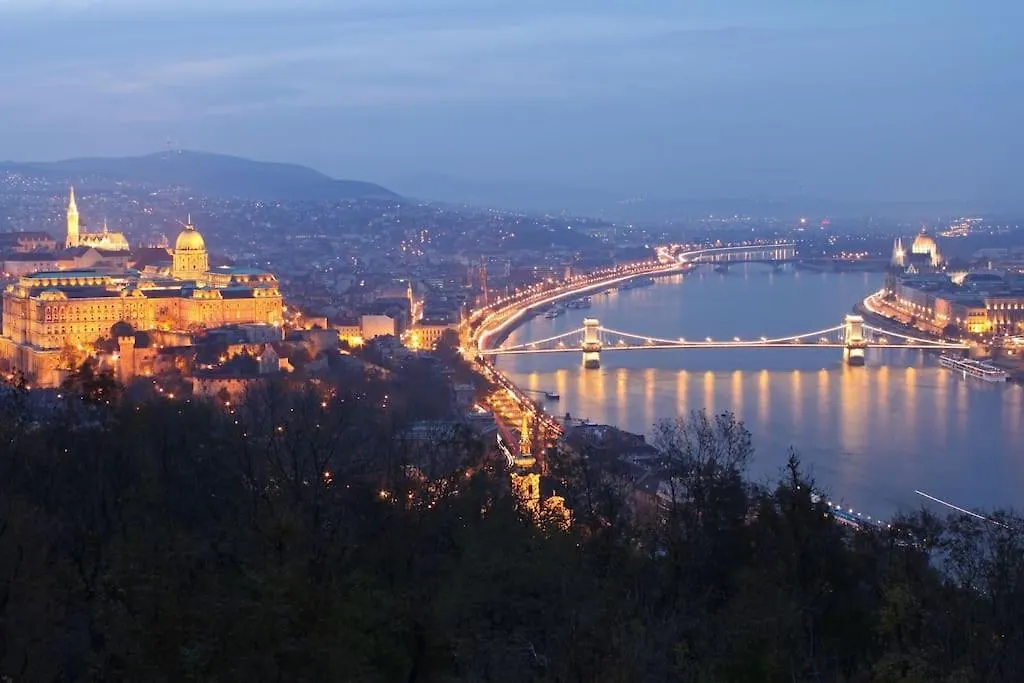 Always A Huge Sale! Apartment Budapest