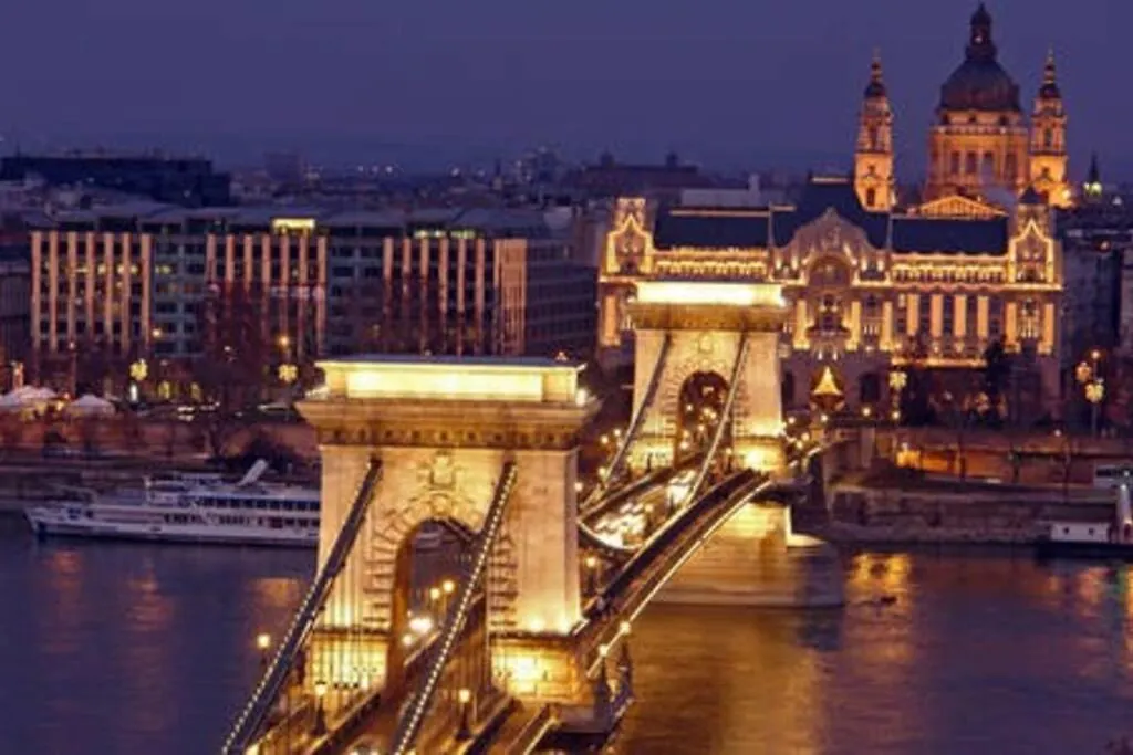 Always A Huge Sale! Apartment Budapest